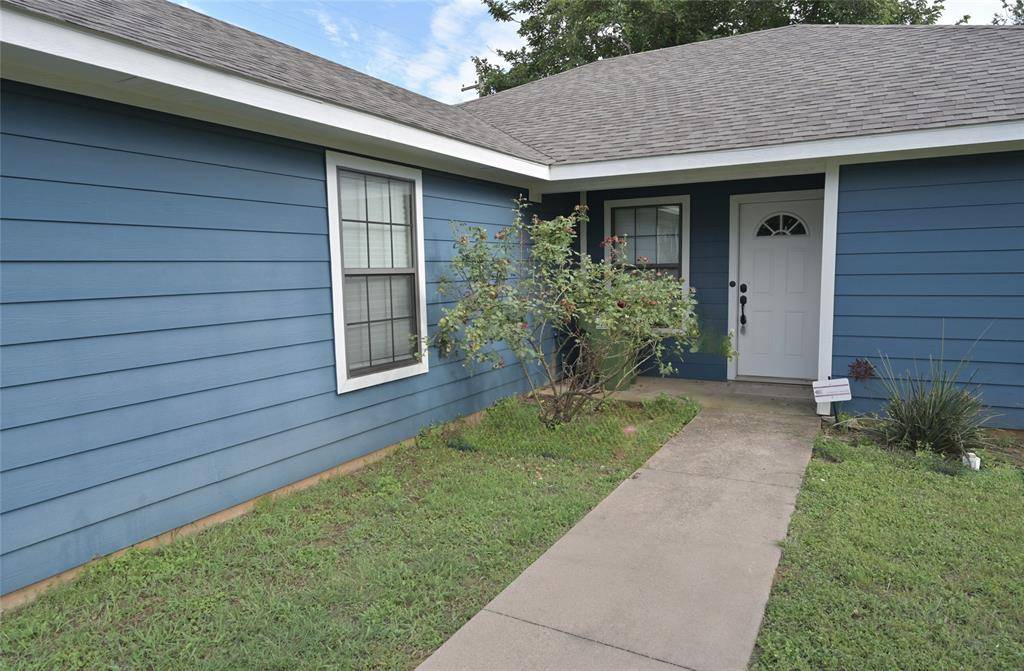 1106 12th Street SE, Mineral Wells, TX 76067