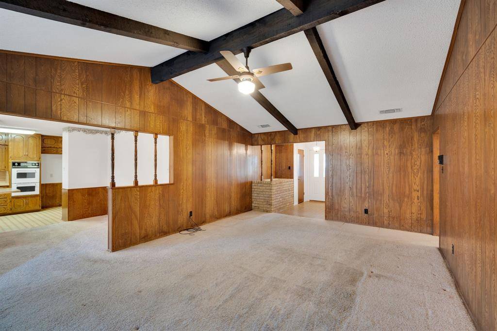 106 Garland Drive, Hillsboro, TX 76645