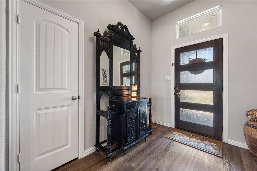 5013 Freestone Drive, Weatherford, TX 76085