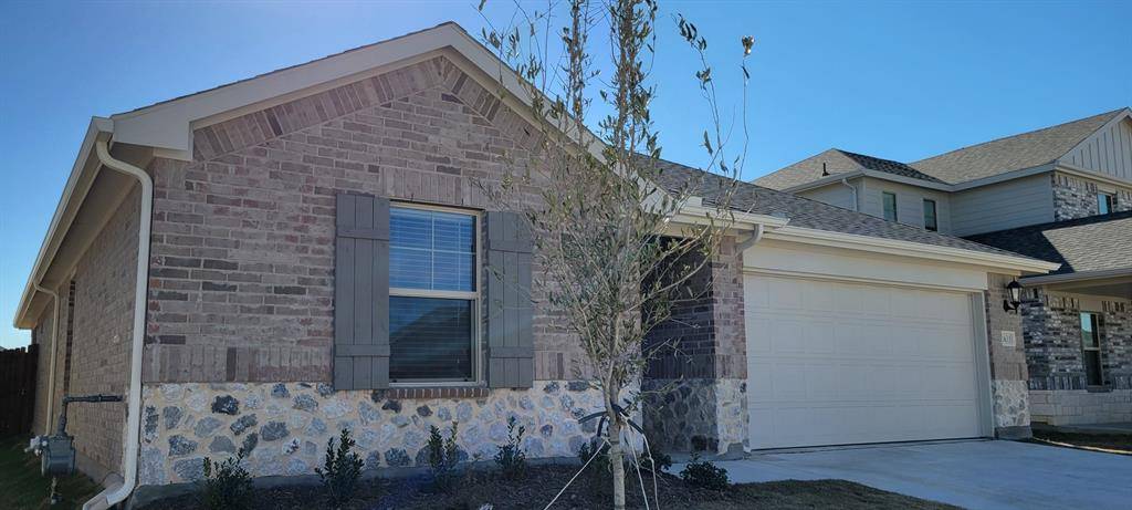 2633 Oneida Lane, Fort Worth, TX 76179