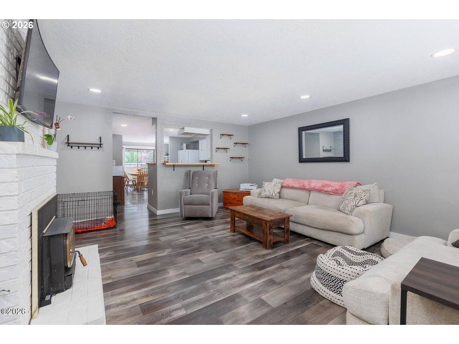 806 NE DOUGLAS ST, Newport, OR 97365