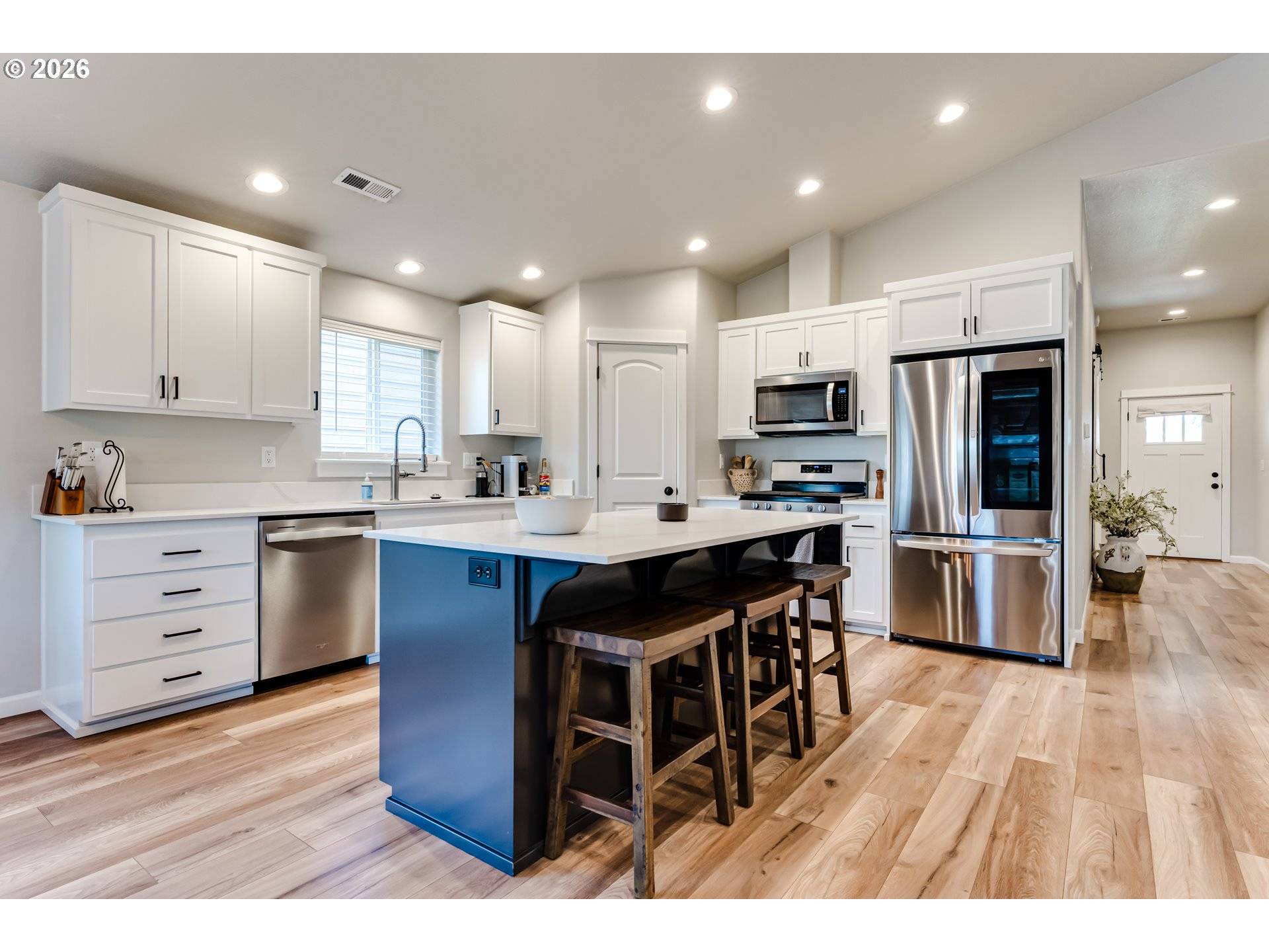 374 OWENS WAY, Creswell, OR 97426