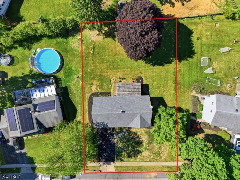 44 Stonehenge Dr, Lopatcong Twp., NJ 08865