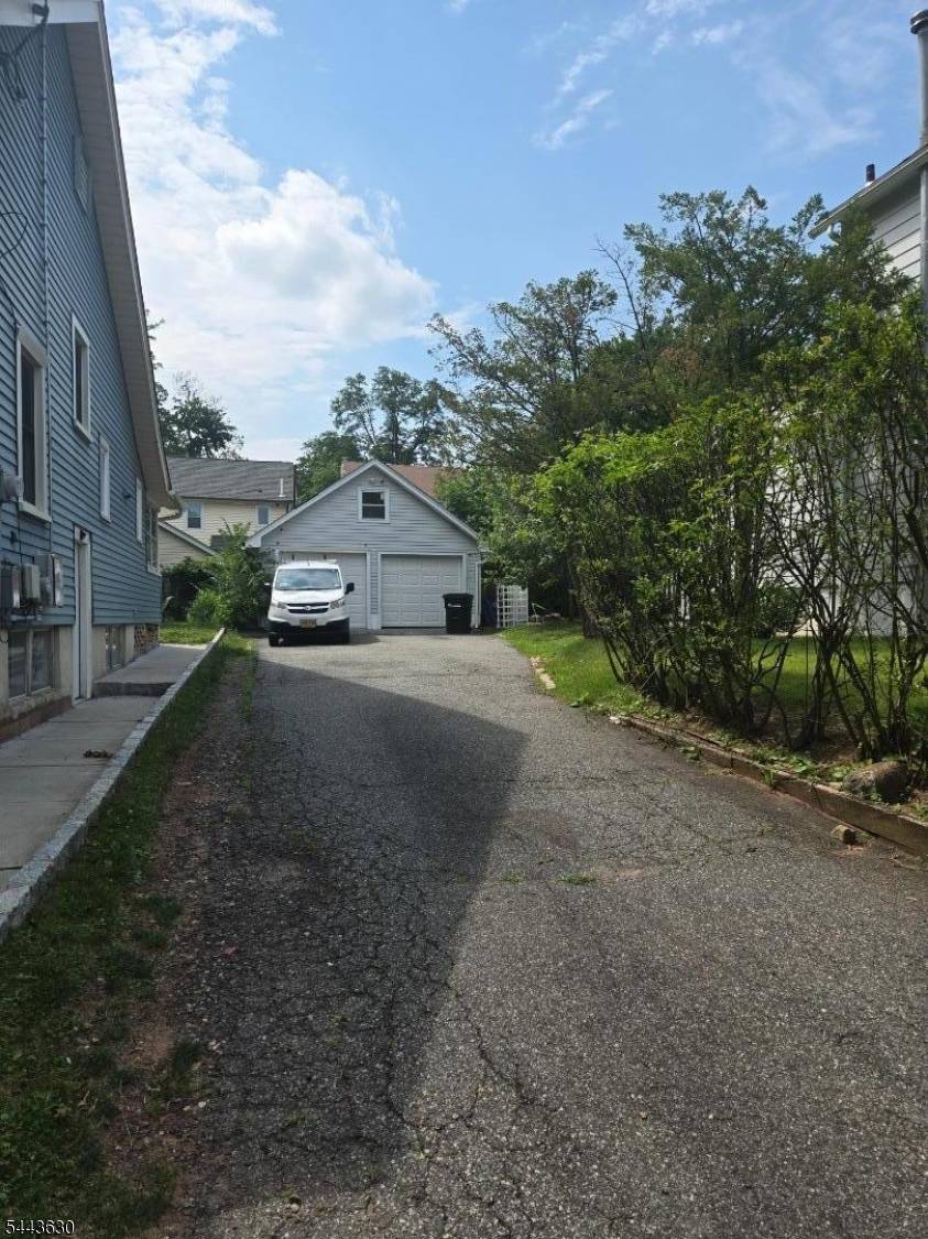49 Mountainview St, West Orange Twp., NJ 07052