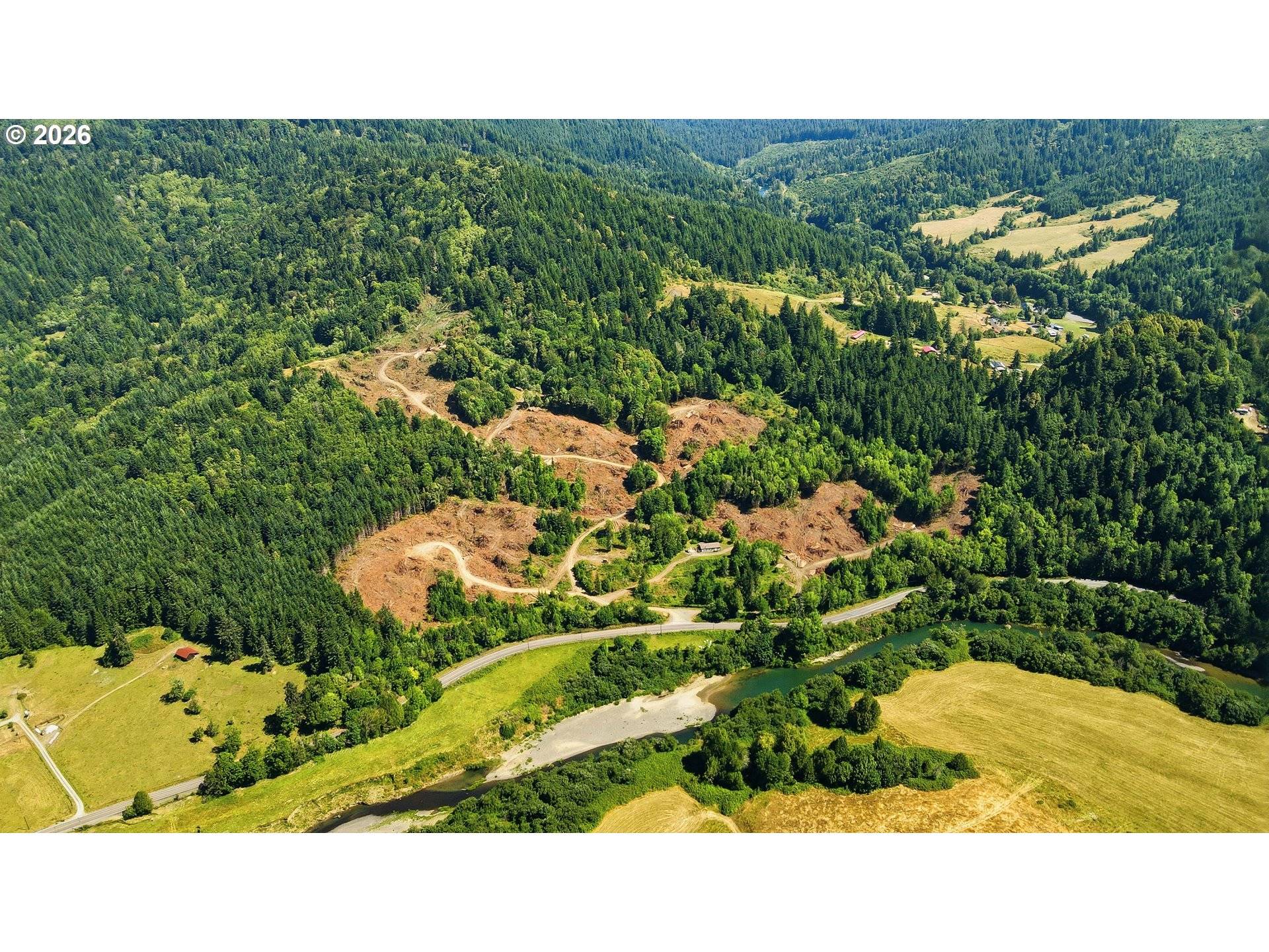 49629 HIGHWAY 242, Broadbent, OR 97414