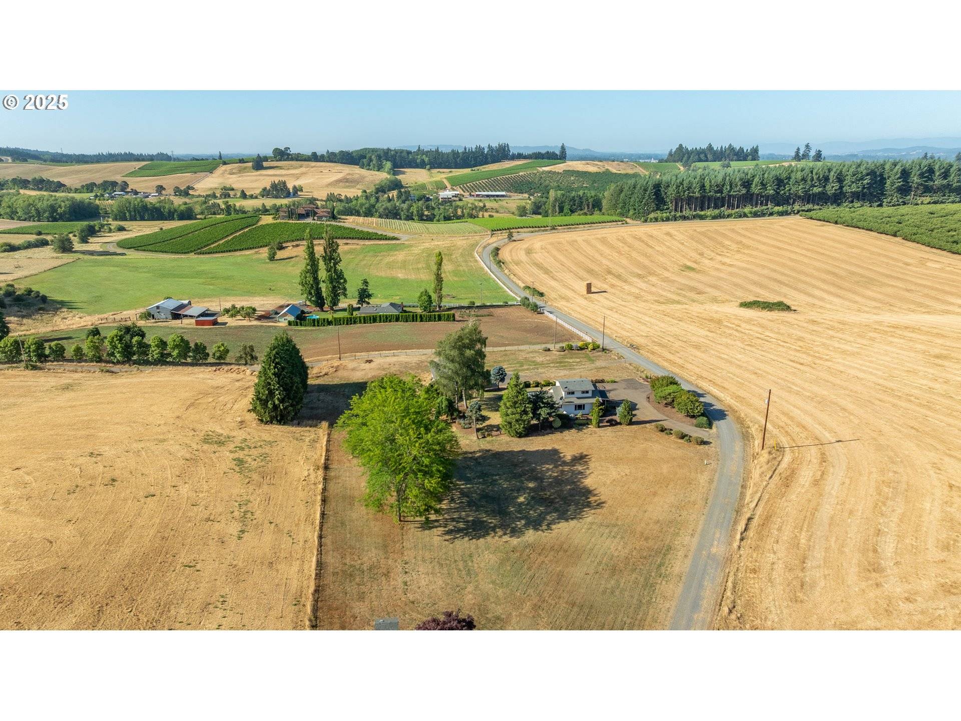 11795 NE FINN HILL LOOP, Carlton, OR 97111