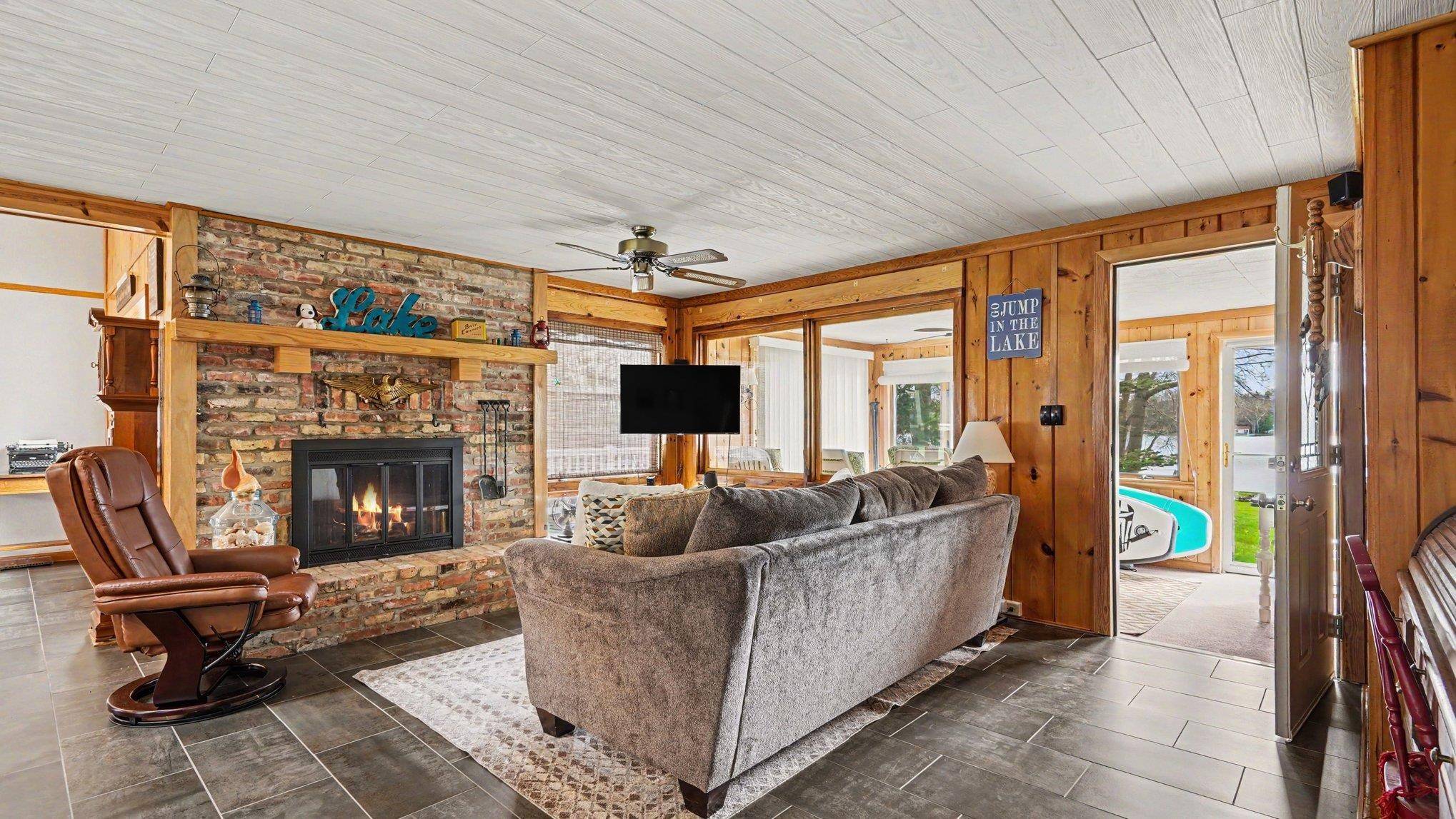 3625 Cedar ST, Alcona Twp, MI 48738
