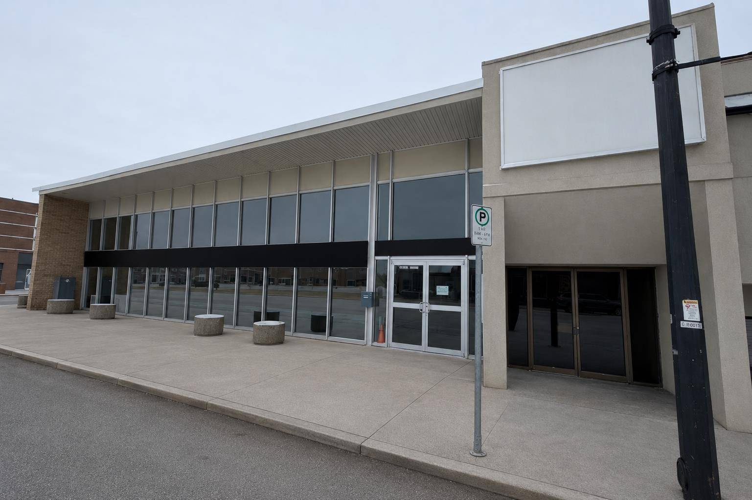 5026 50 ST #2B, Lloydminster, AB T9V1P3