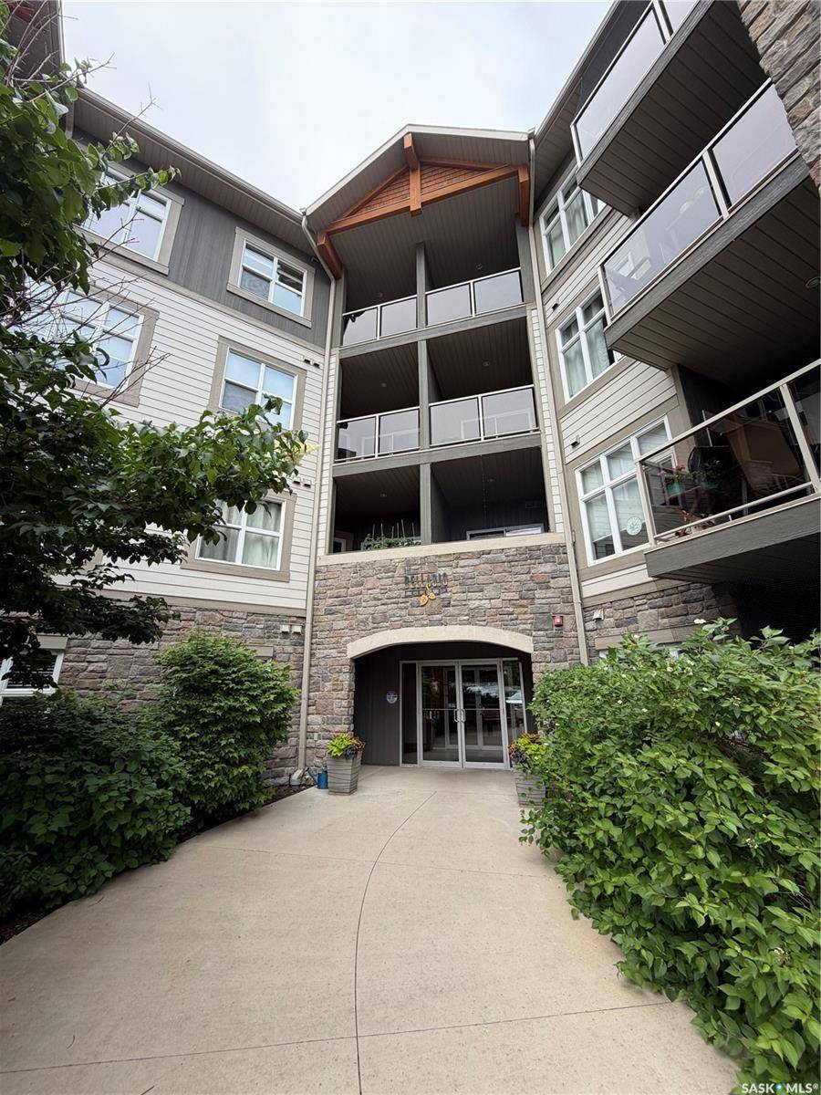 1220 Blackfoot DRIVE #210, Regina, SK S4S 6T2