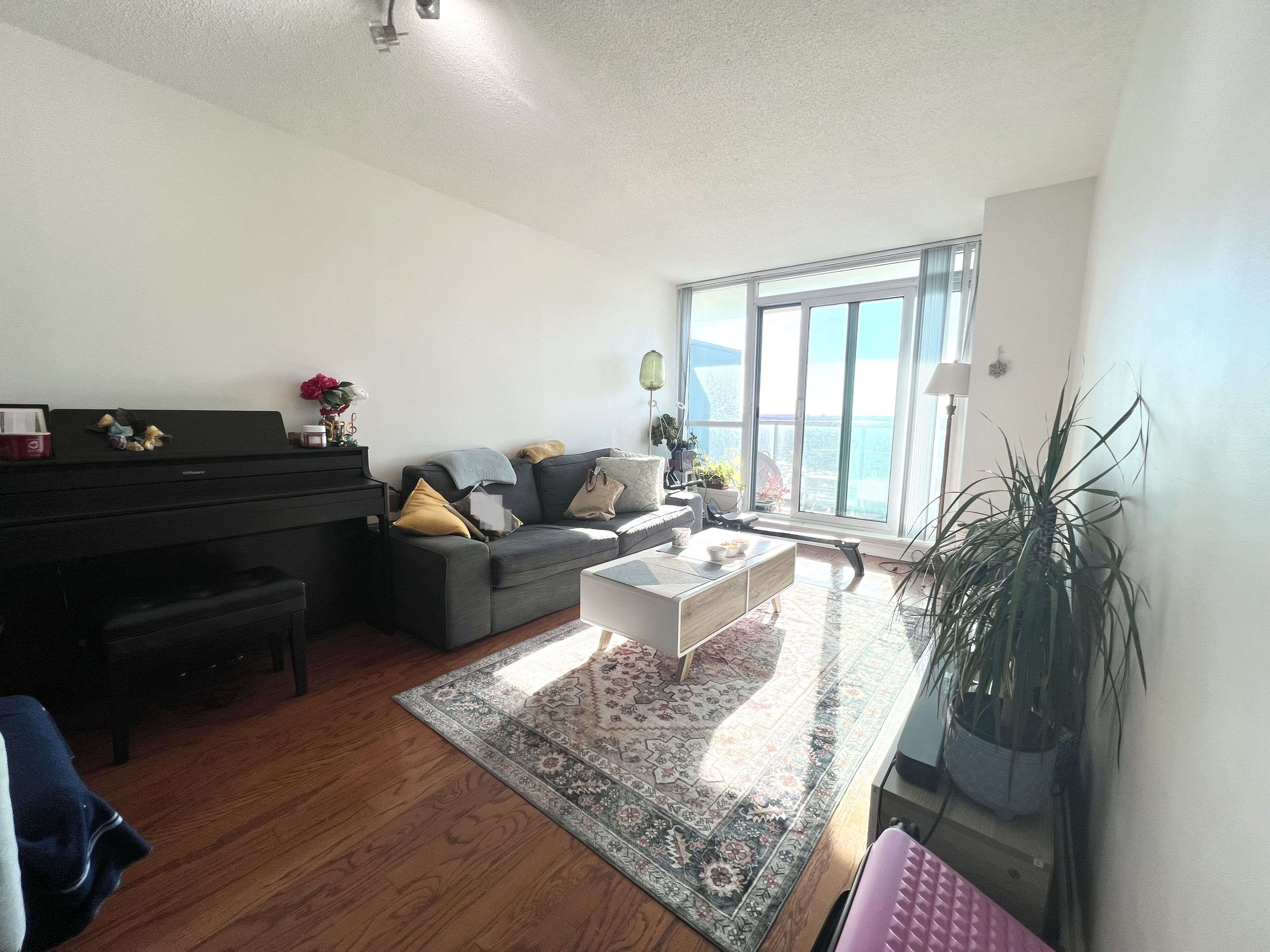4879 Kimbermount AVE #1602, Mississauga, ON L5M 7R8