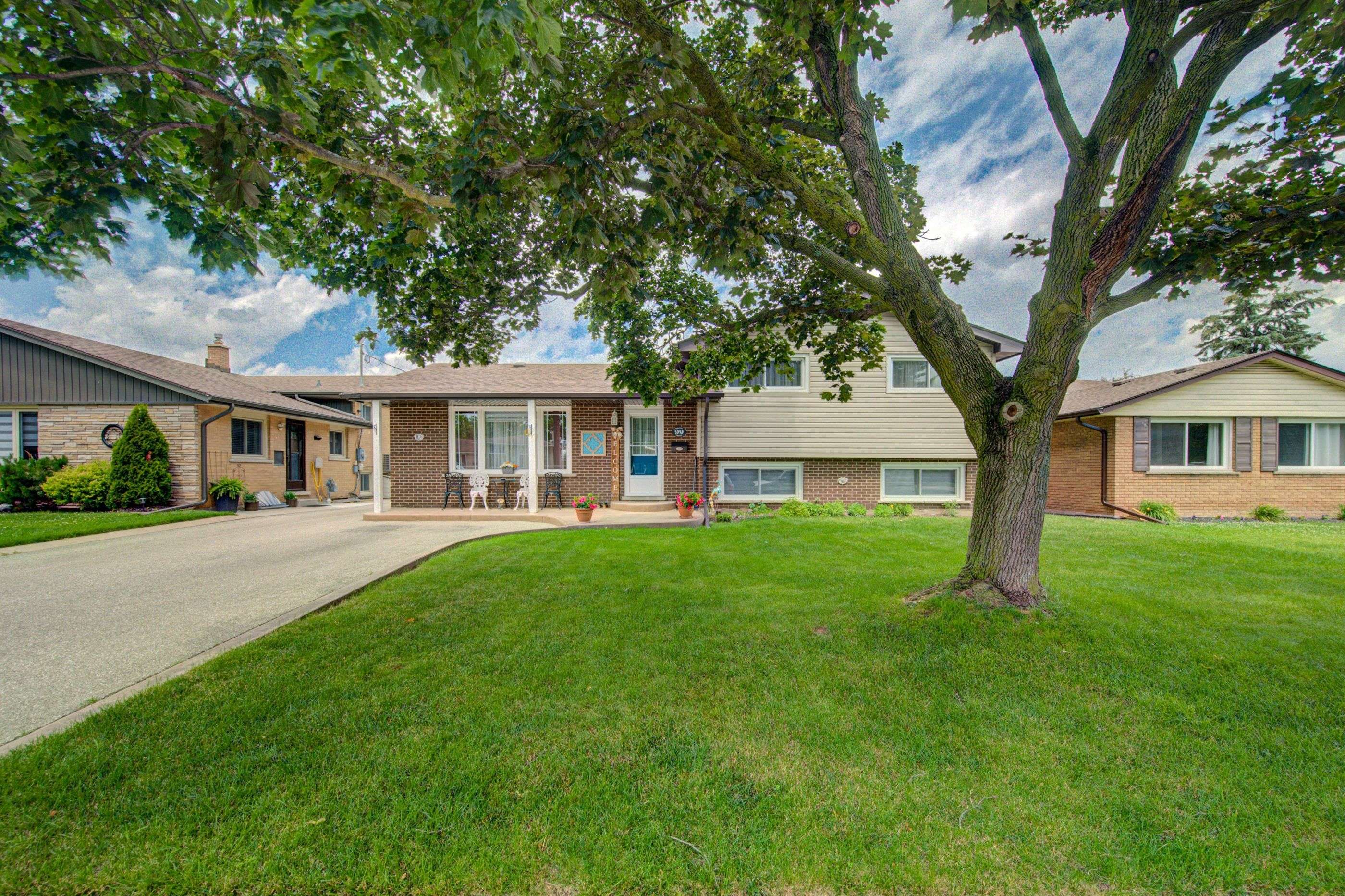 99 Highman AVE, Cambridge, ON N1R 3M2