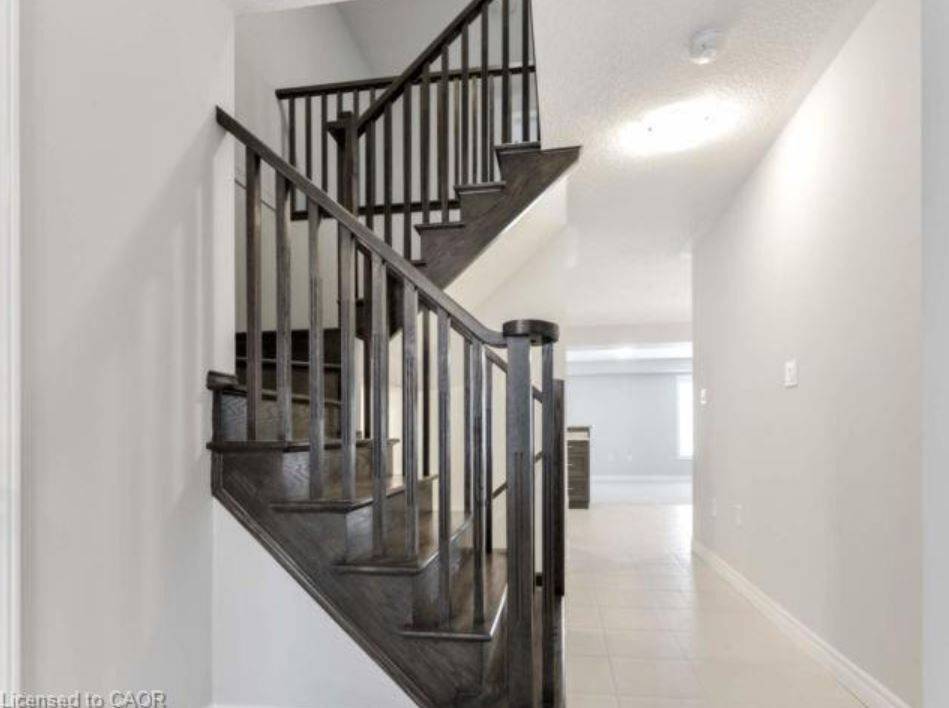 66 Cittadella BLVD, Hamilton, ON L0R 1P0