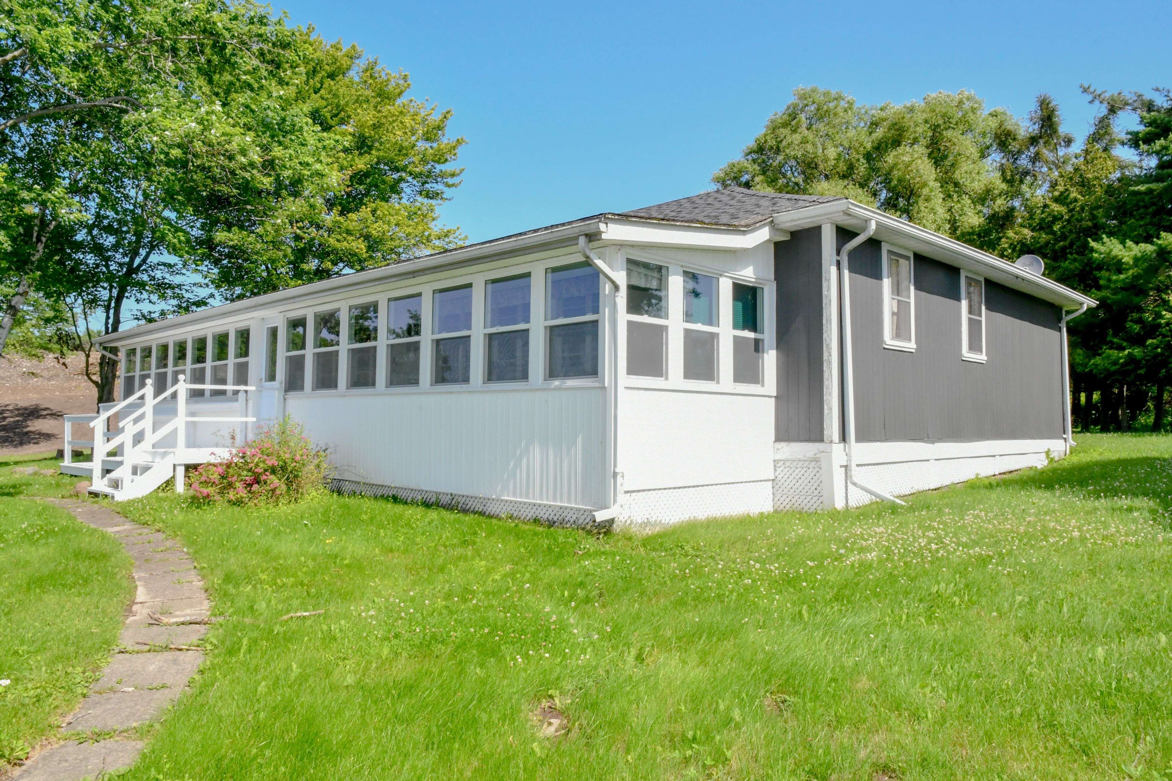 1686 Howe Island DR, Frontenac Islands, ON K7G 2V6