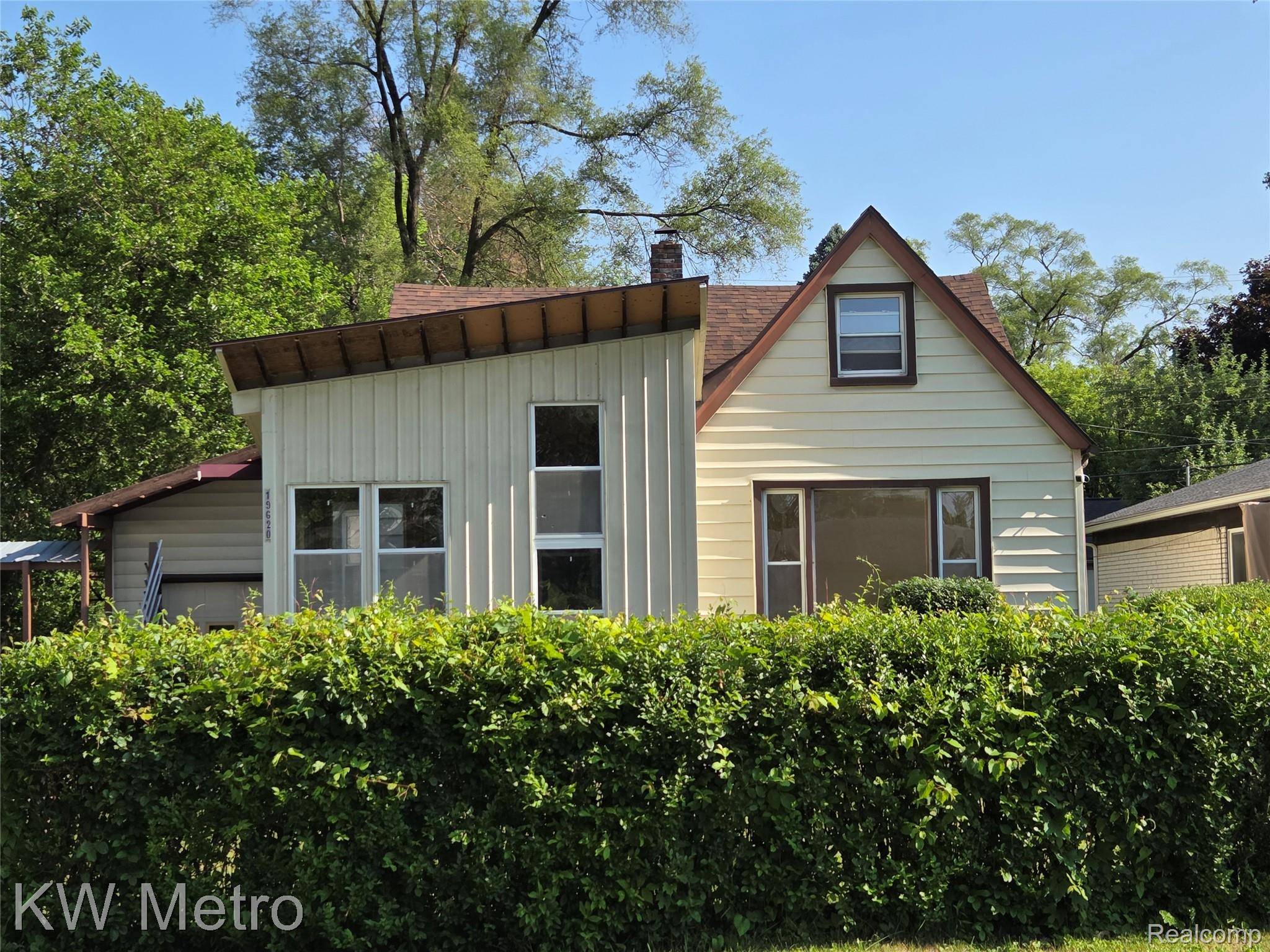 19620 Jeanette ST, Southfield, MI 48075