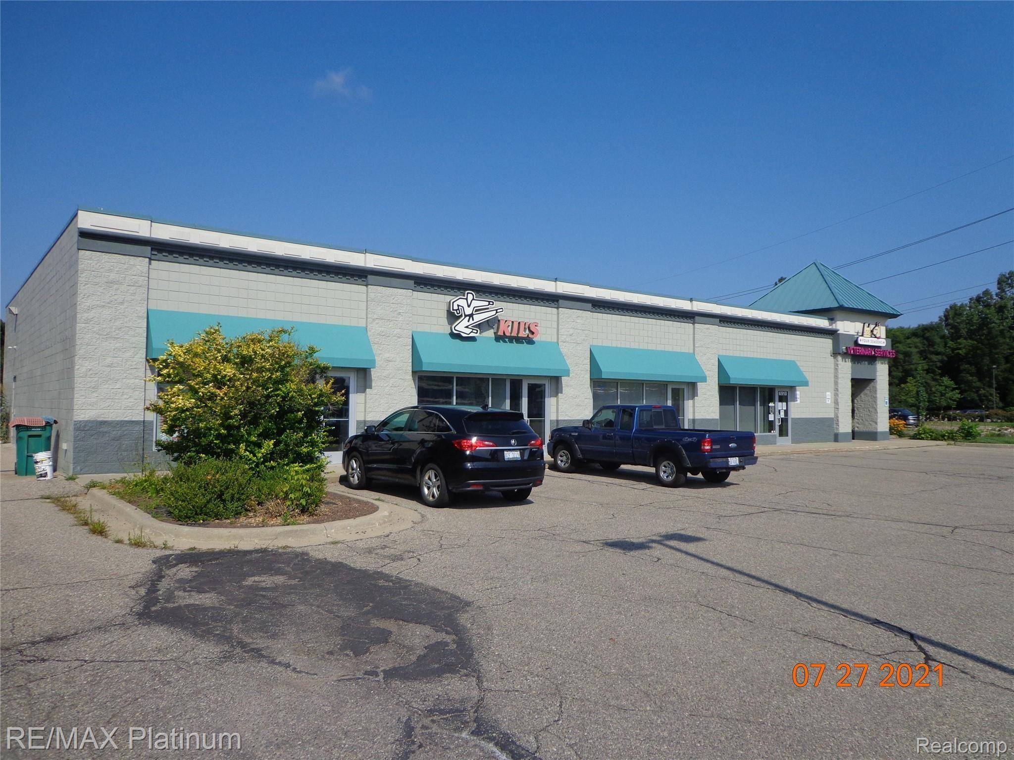 6920 W. GRAND RIVER, Genoa Township, MI 48114