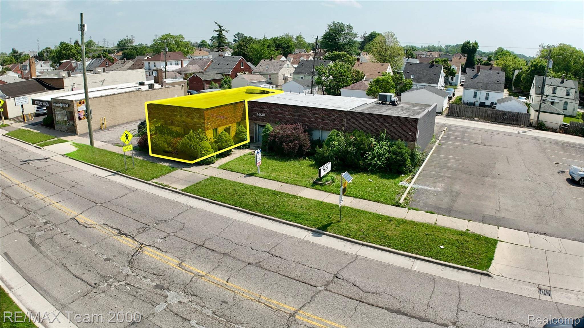6030 Chase RD, Dearborn, MI 48126