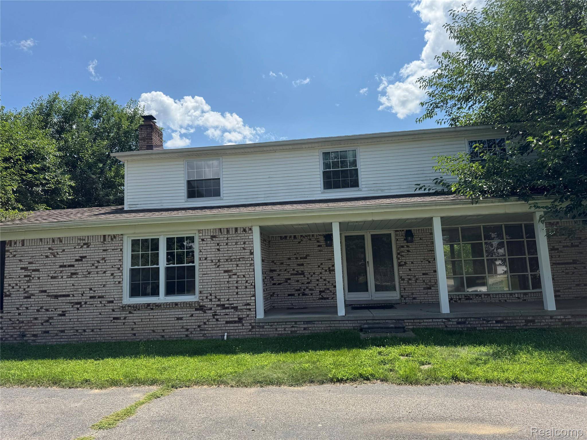 5628 Skylite LN, Shelby Charter Township, MI 48316