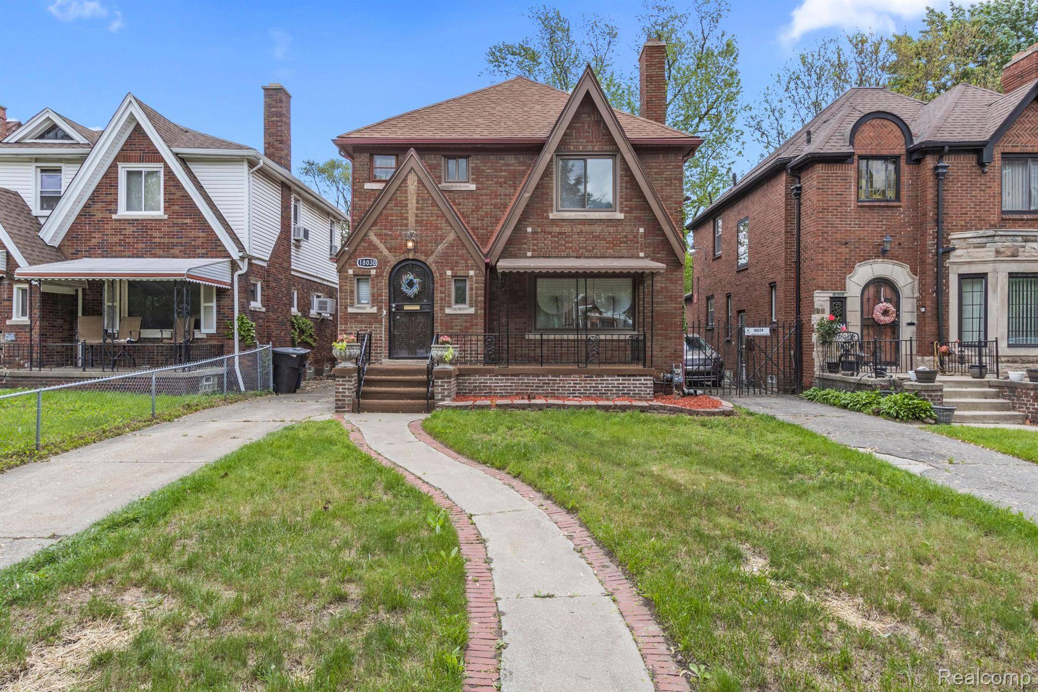 18030 SANTA BARBARA DR, Detroit, MI 48221