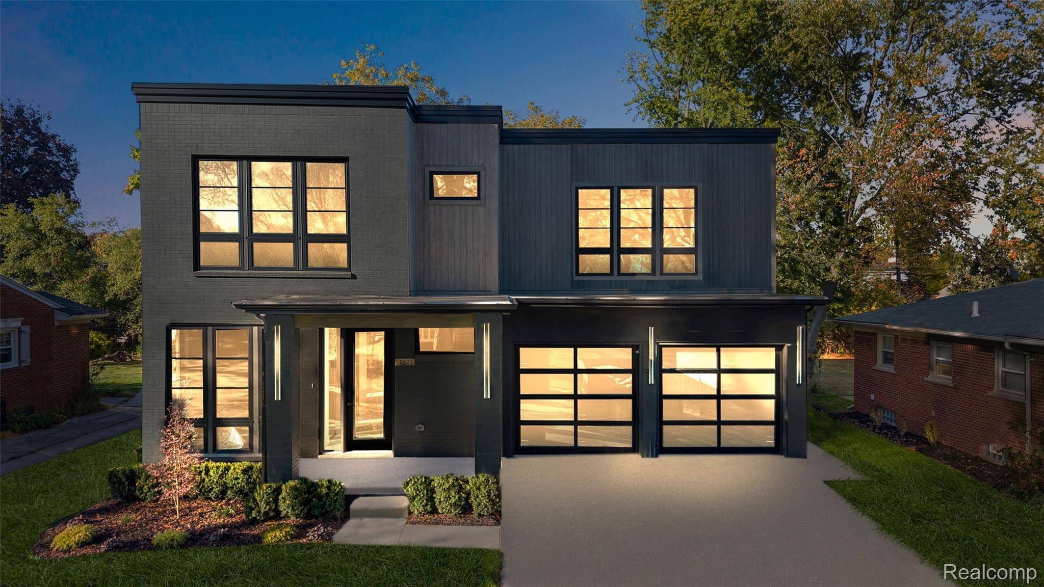 1673 HAZEL ST, Birmingham, MI 48009