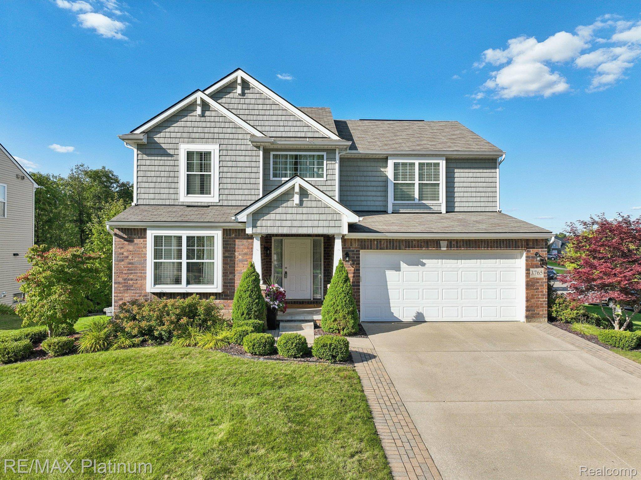 3765 Silver Charm LN, Oceola Township, MI 48843