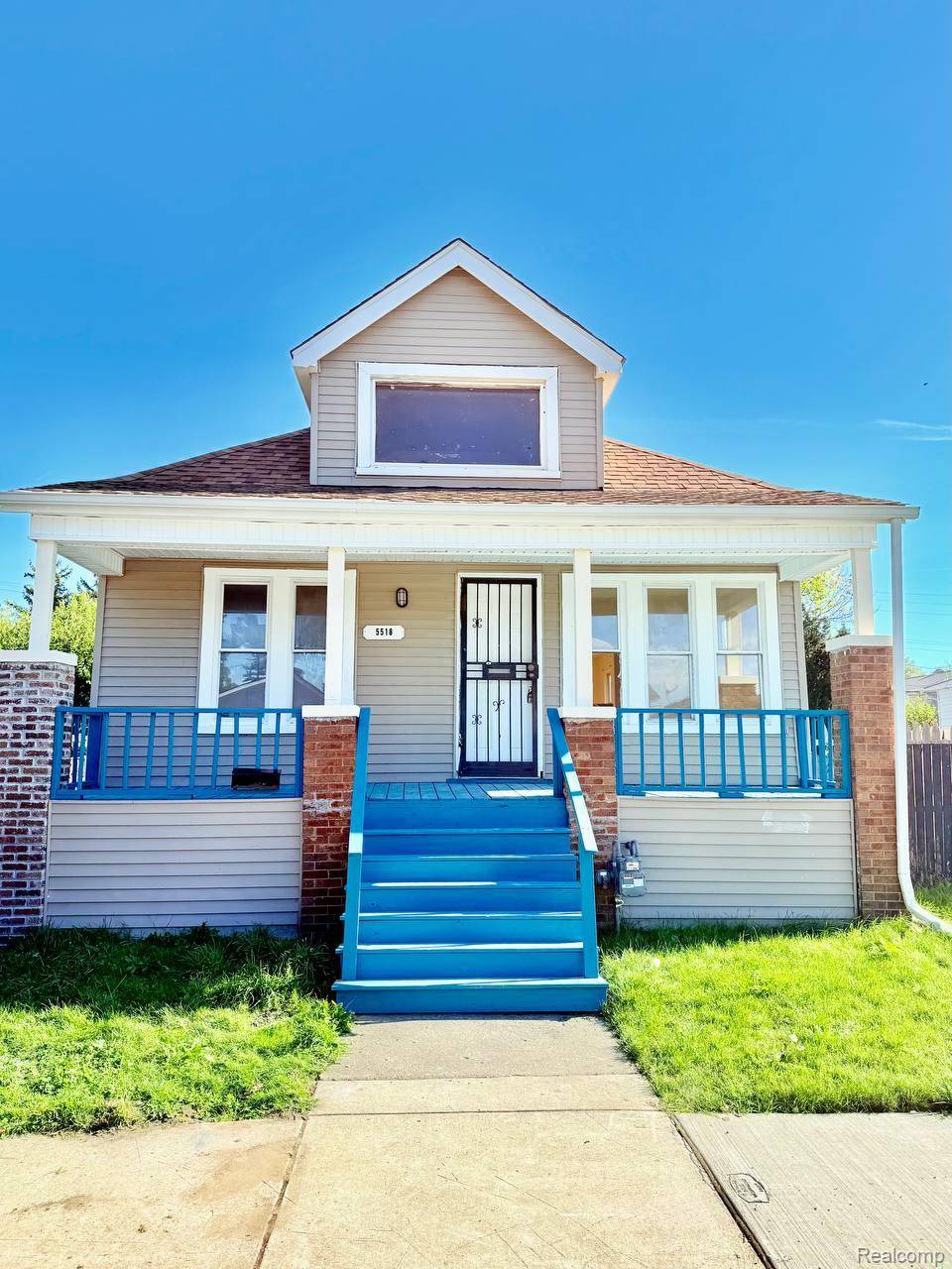 5518 Harold ST, Hamtramck, MI 48212