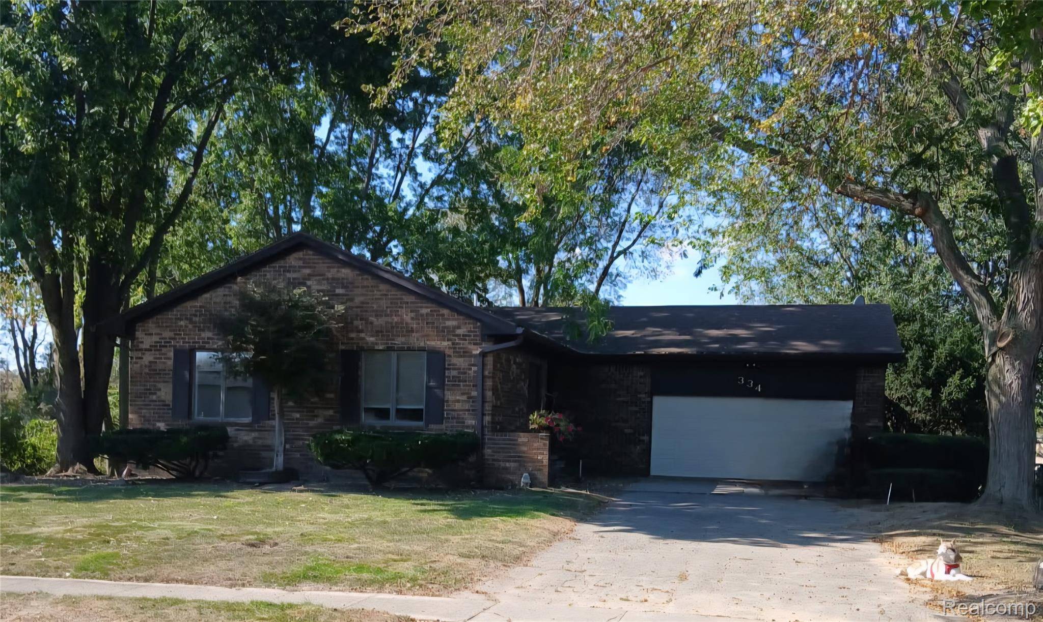 334 W Winds DR, Almont Village, MI 48003
