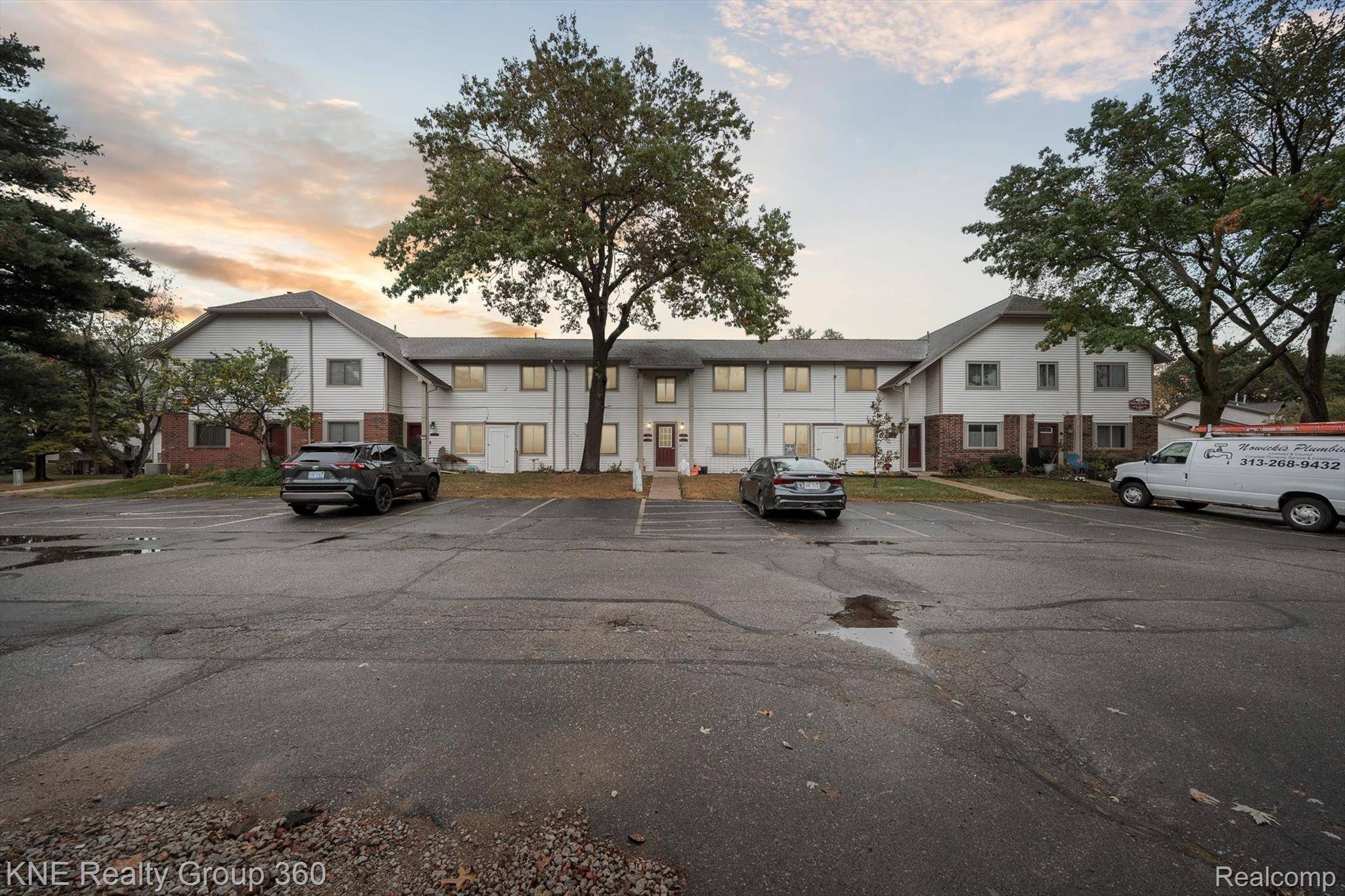 7220 Bluewater DR #134, Village Of Clarkston, MI 48348