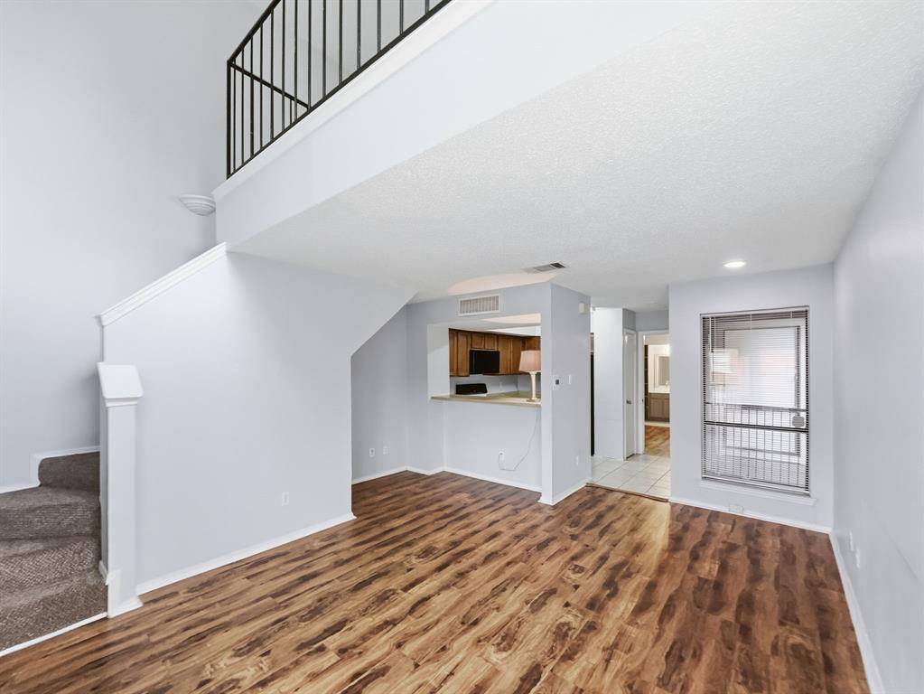 9835 Walnut Street #208, Dallas, TX 75243