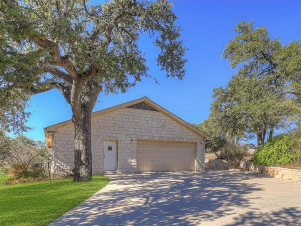 1221 Sundown Trail, Fischer, TX 78623