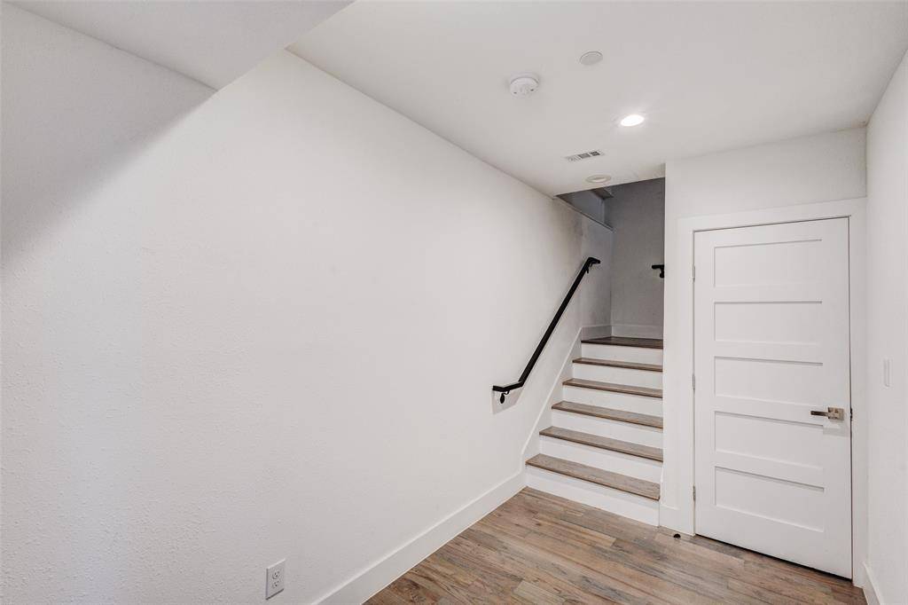 2450 N Garrett Avenue #14, Dallas, TX 75206