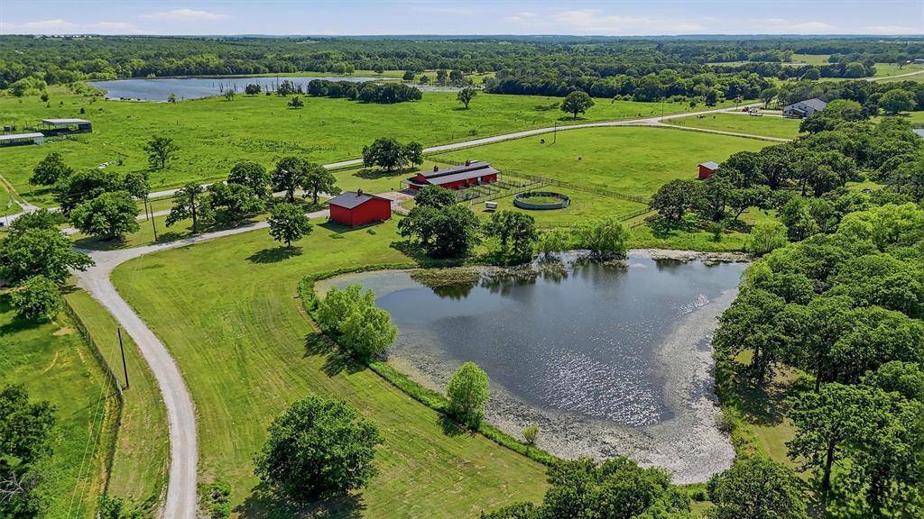1371 County Road 130, Whitesboro, TX 76273