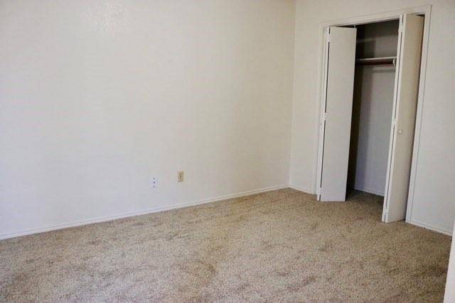 302 Shady Valley Drive, Mansfield, TX 76063