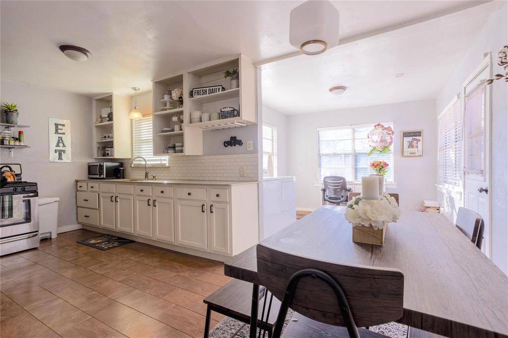 1903 Dale Place, Irving, TX 75061