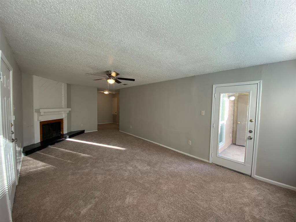 9696 Walnut Street #2006, Dallas, TX 75243