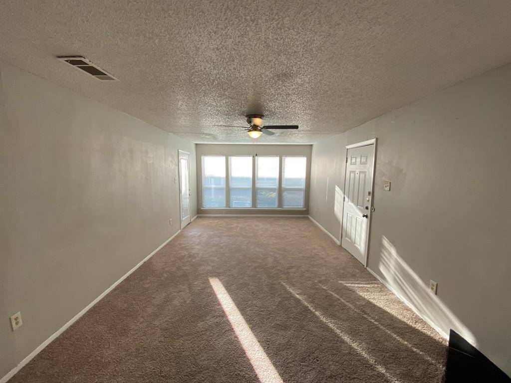 9696 Walnut Street #2006, Dallas, TX 75243