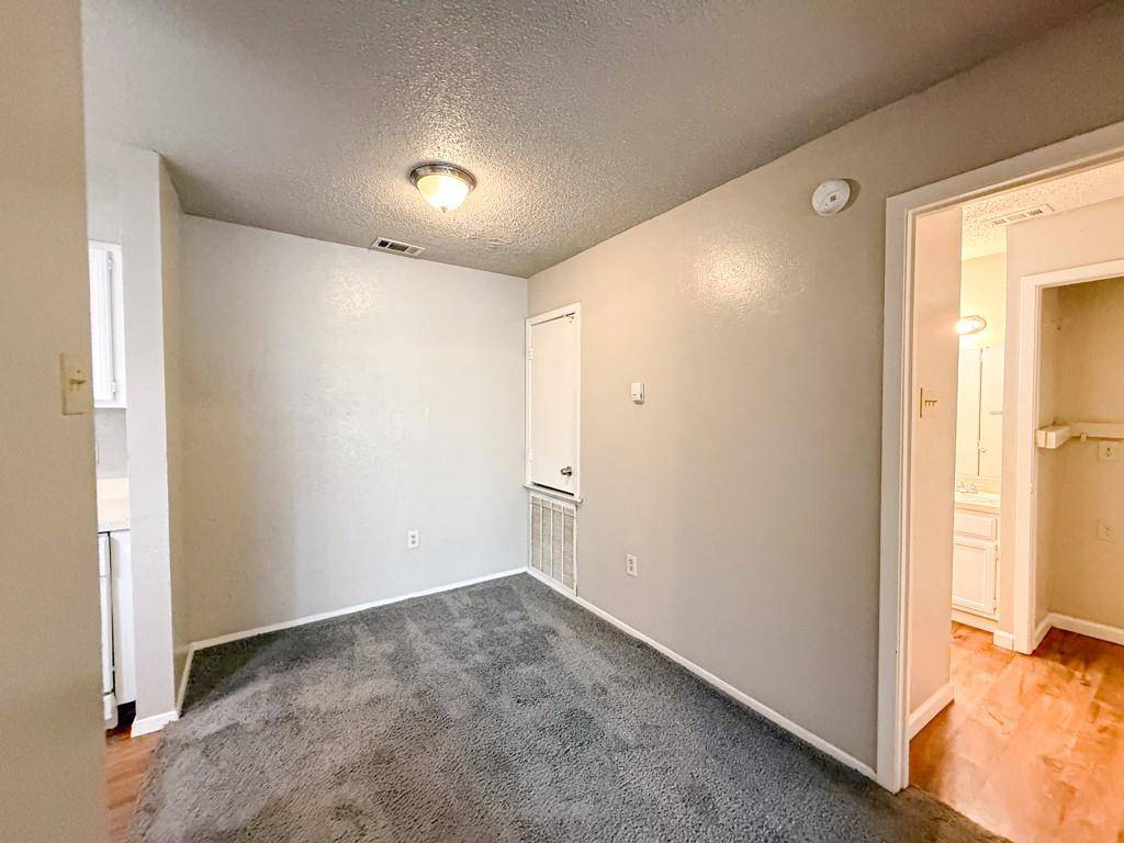 9696 Walnut Street #2006, Dallas, TX 75243