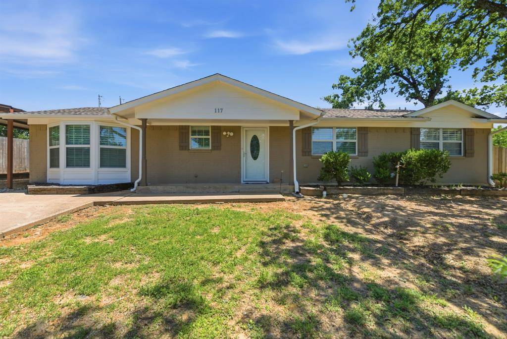 117 Bryan Street, Jacksboro, TX 76458