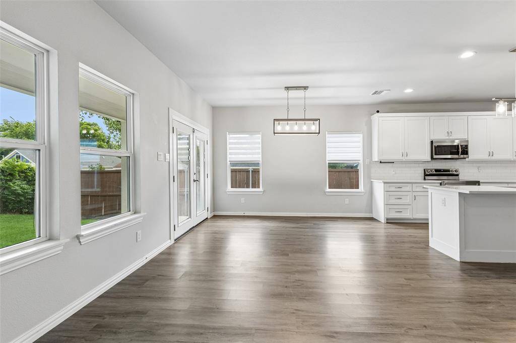 4945 Ramey Avenue, Fort Worth, TX 76105