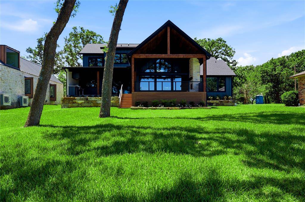 100 Brentwood Estates Drive, Trinidad, TX 75163