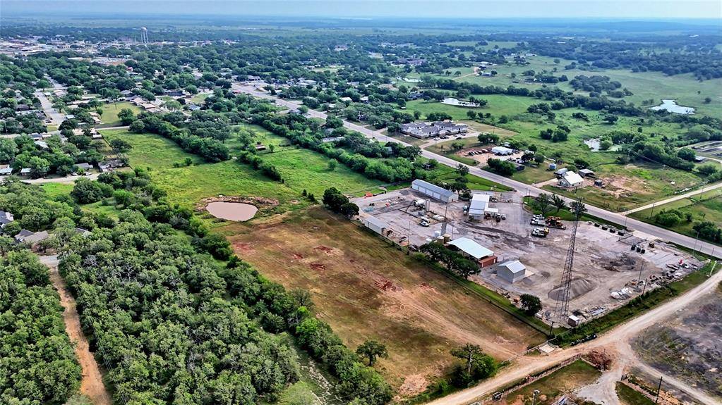 201 Croxton Street, Nocona, TX 76255