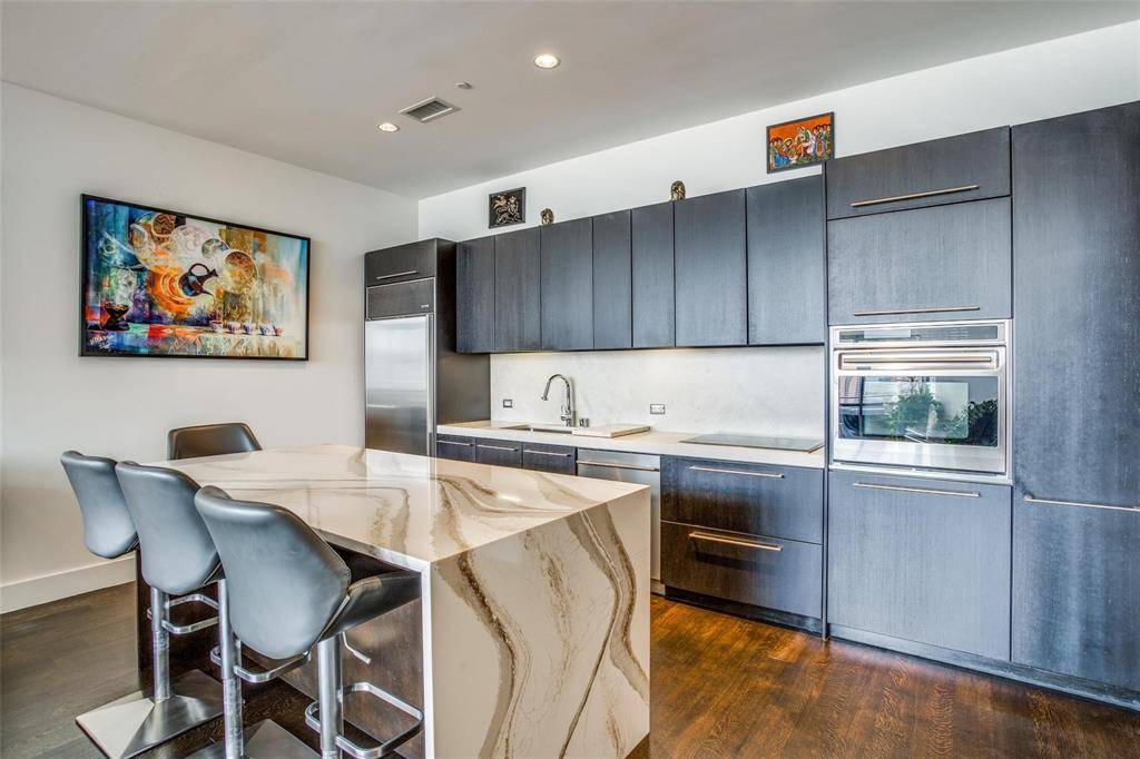 2200 Victory Avenue #1603, Dallas, TX 75219