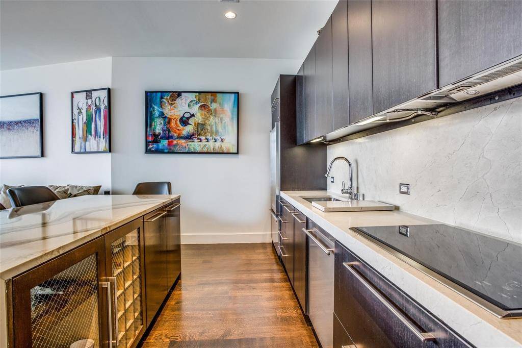 2200 Victory Avenue #1603, Dallas, TX 75219