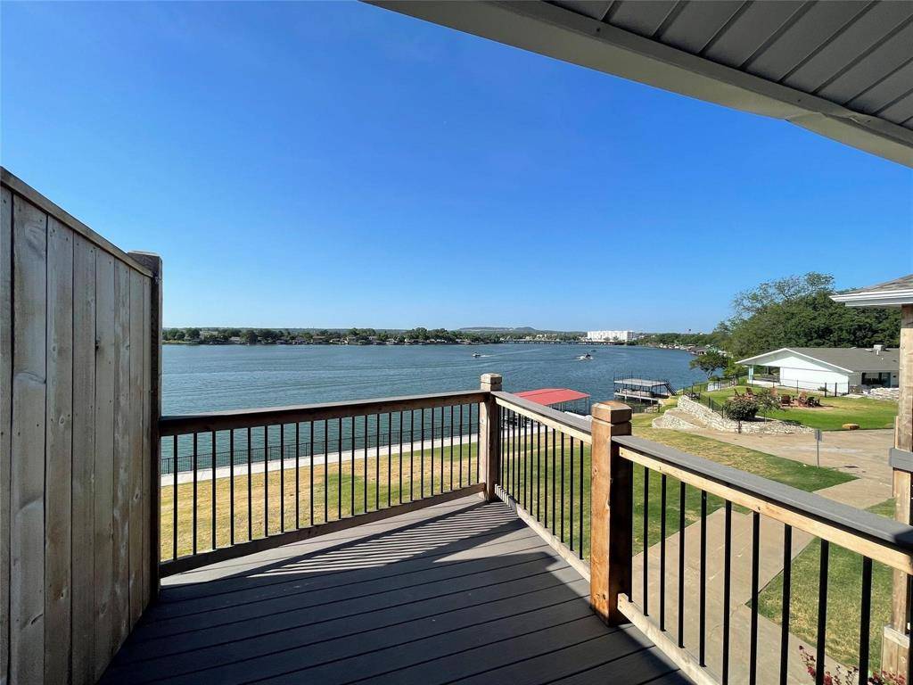 105 W Doyle #20 Street, Granbury, TX 76048