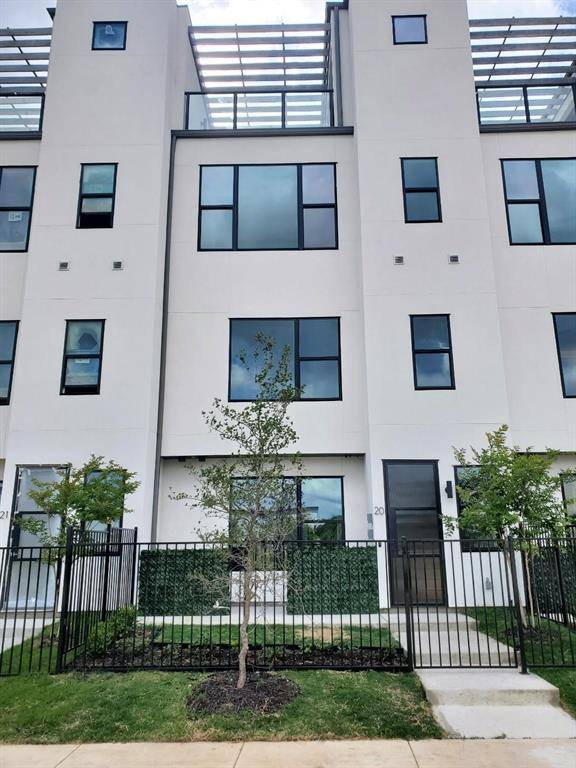 13001 Hutton Drive #28, Farmers Branch, TX 75234