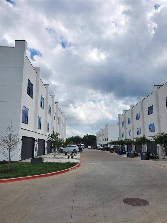 13001 Hutton Drive #28, Farmers Branch, TX 75234