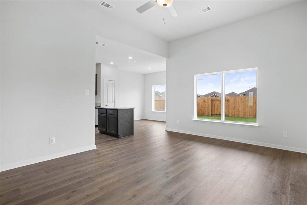1528 Harvester Drive, Fort Worth, TX 76140