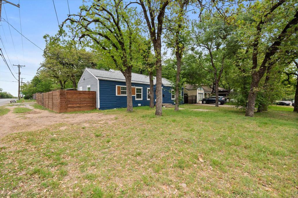 2020 Bluebonnet Drive, Fort Worth, TX 76111