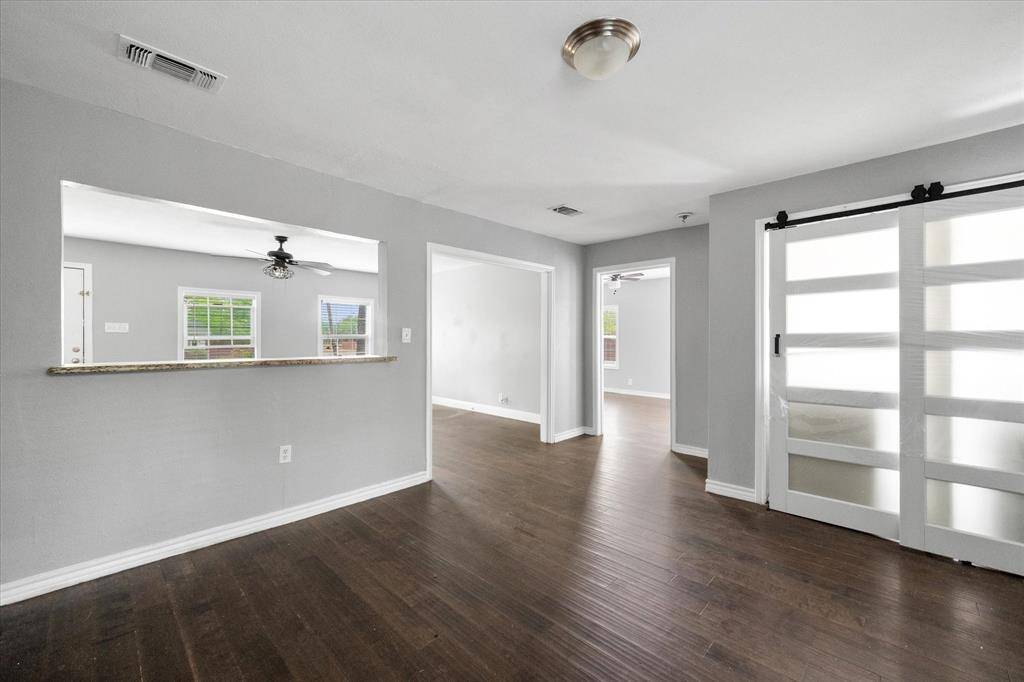 2020 Bluebonnet Drive, Fort Worth, TX 76111