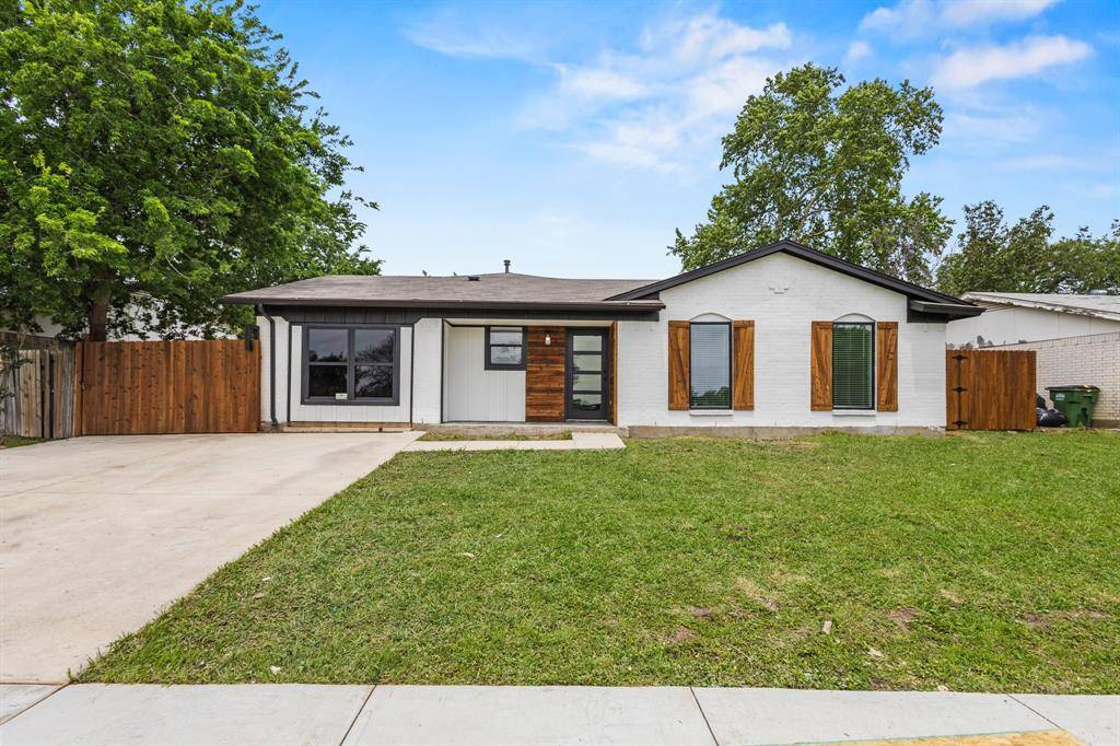 14409 Horseshoe Trail, Balch Springs, TX 75180