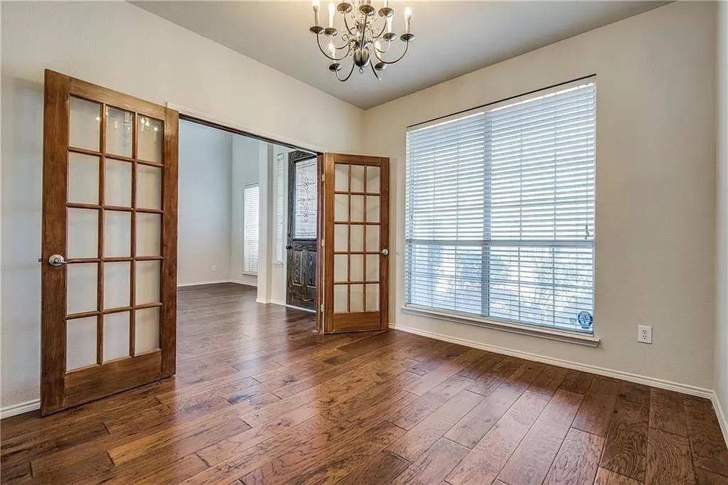 5529 Crimson Oaks Drive, Frisco, TX 75035